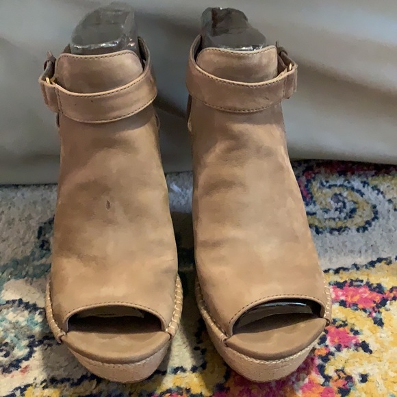 UGG Jolina Wedge - Picture 5 of 11